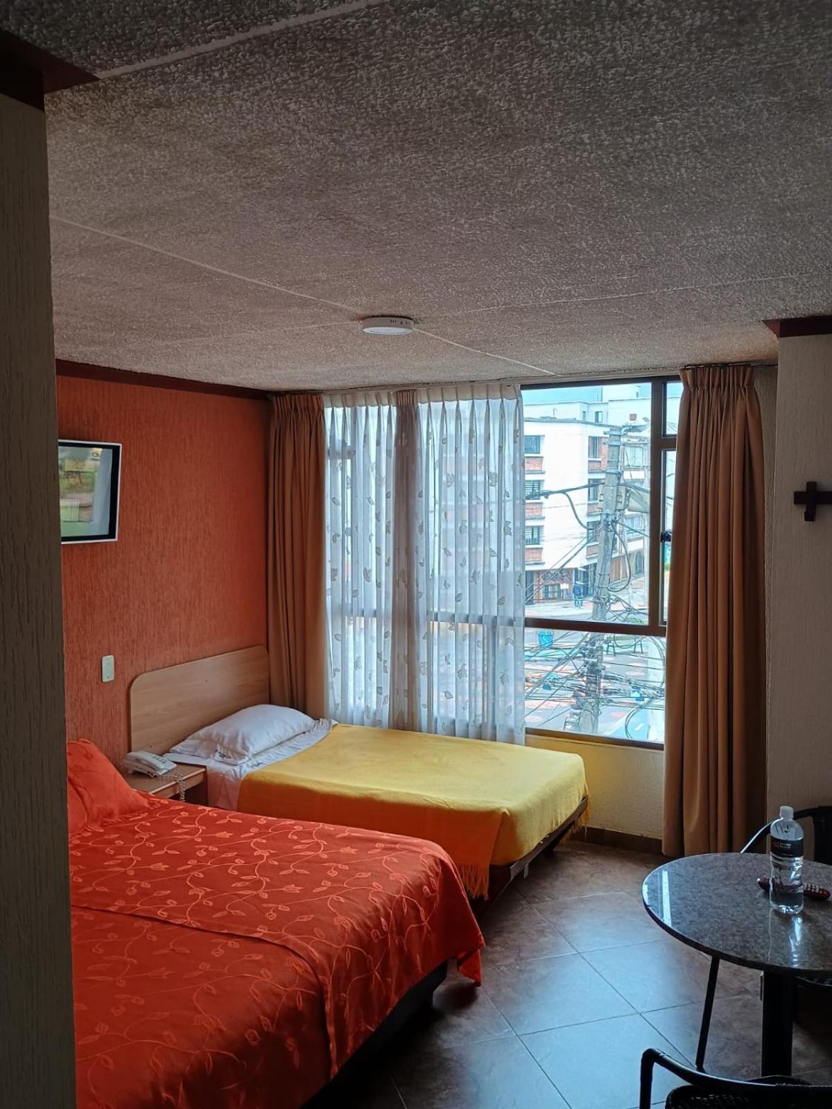 Hoteles Bogota Inn Galerias 外观 照片