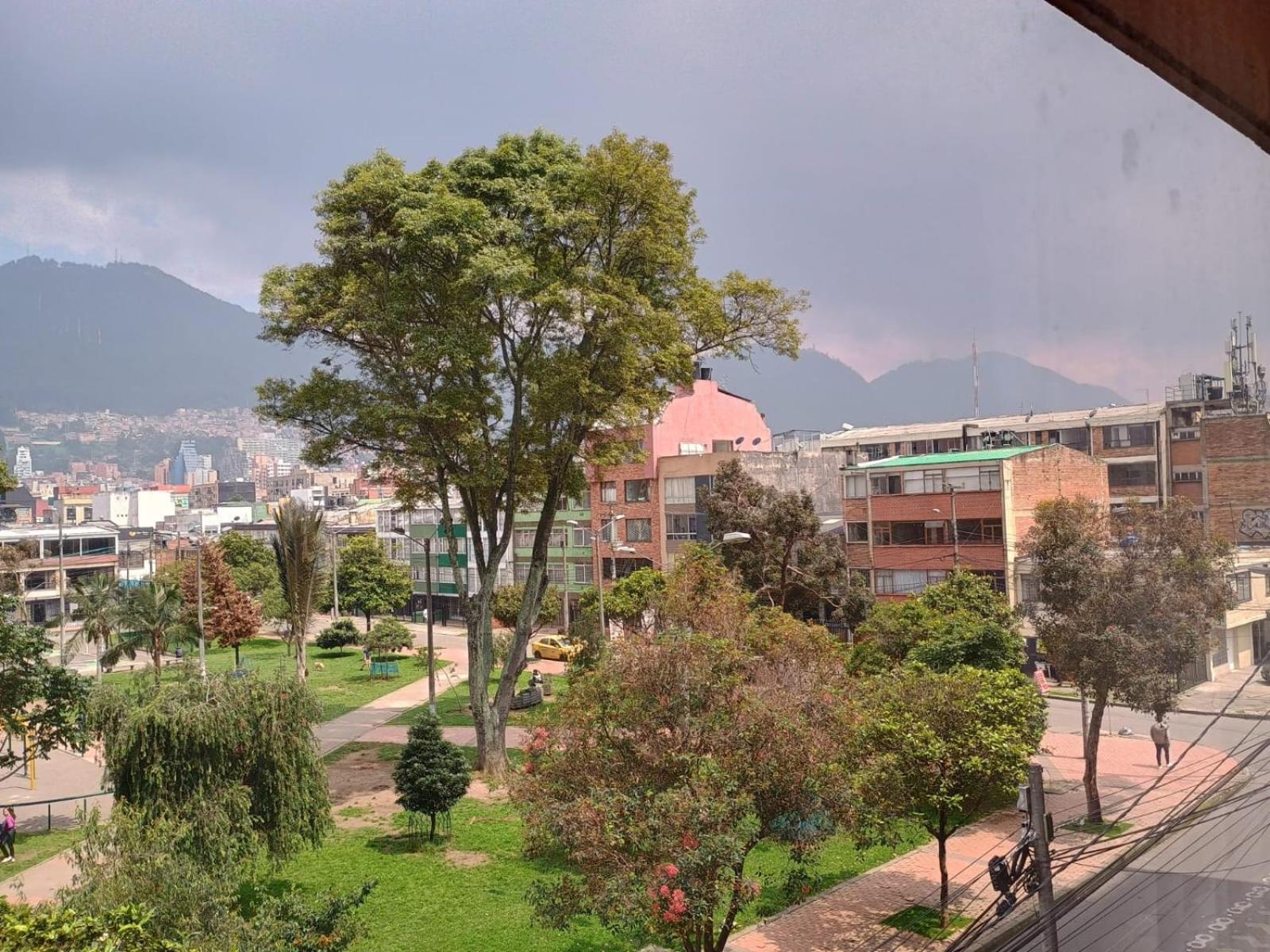 Hoteles Bogota Inn Galerias 外观 照片