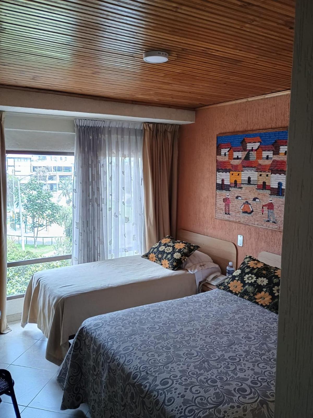 Hoteles Bogota Inn Galerias 外观 照片