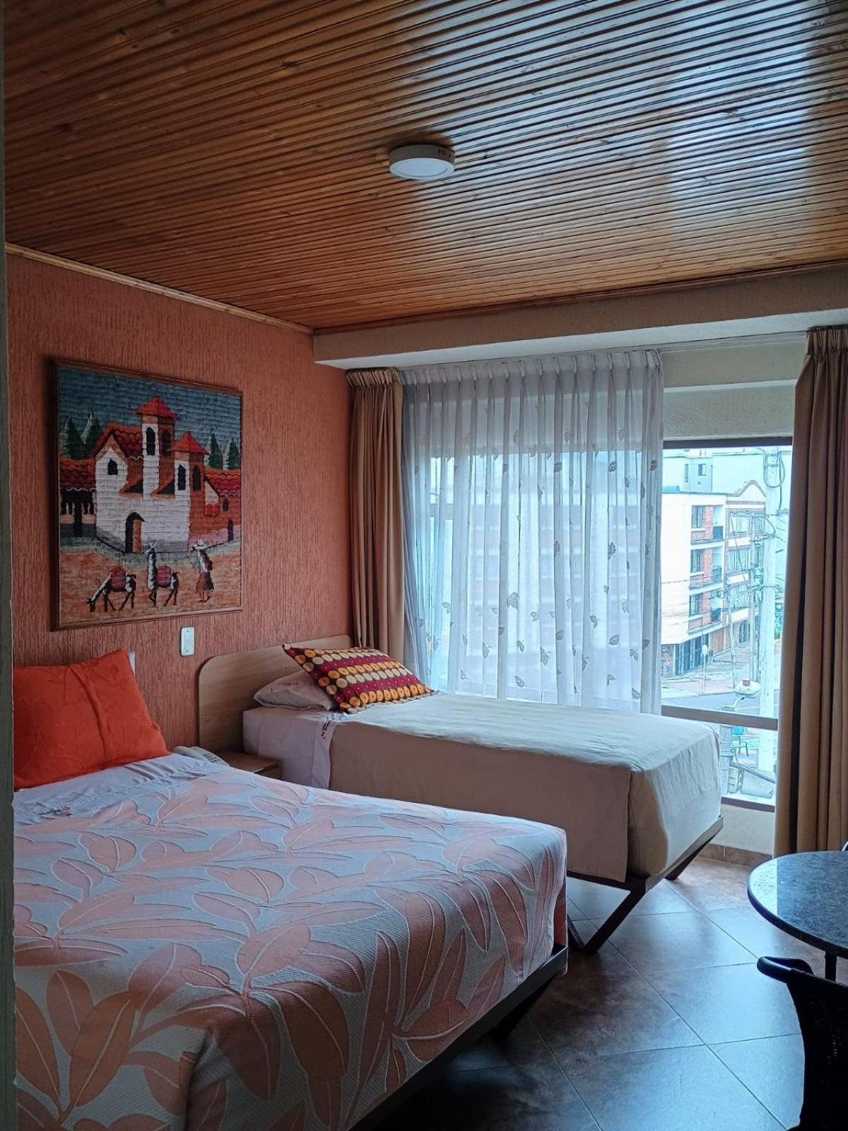 Hoteles Bogota Inn Galerias 外观 照片